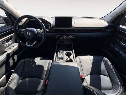 Used 2023 Honda Pilot Elite image 10