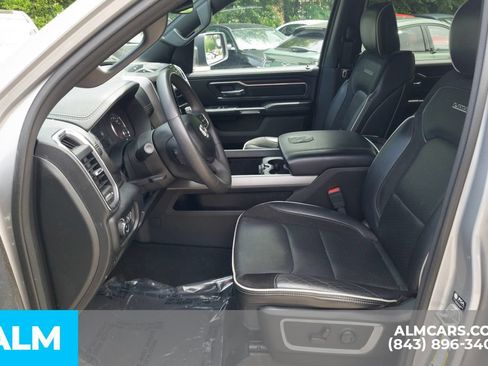 Used 2025 RAM 1500 Laramie AWD/4WD image 15