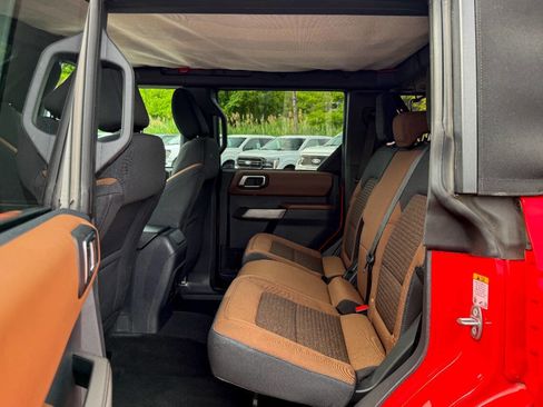 Used 2023 Ford Bronco Outer Banks image 17