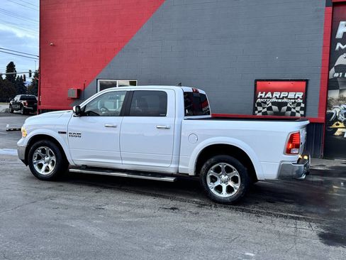 Used 2018 RAM 1500 Laramie w/ Convenience Group image 9