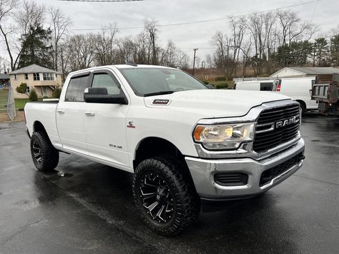 Used 2019 RAM 3500 Big Horn image 3