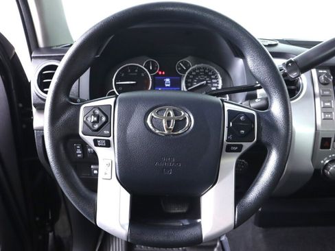 Used 2017 Toyota Tundra SR5 RWD image 11