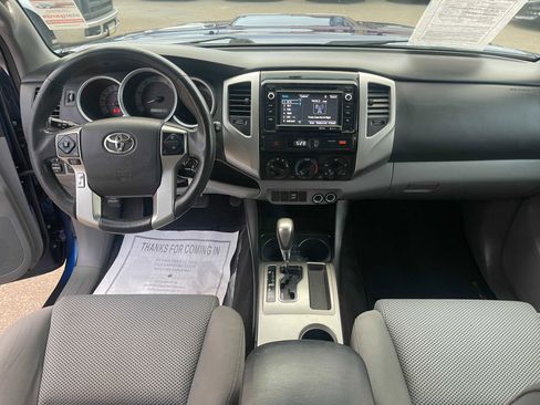 Used 2014 Toyota Tacoma PreRunner w/ TRD Sport Package image 13