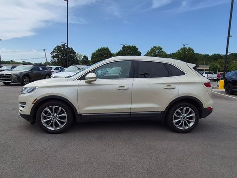 Used 2018 Lincoln MKC Select w/ Select Plus Package FWD image 6