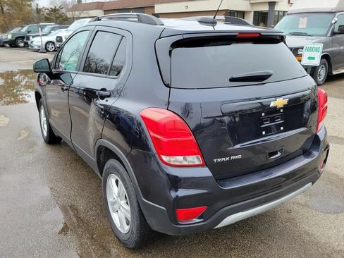 Used 2021 Chevrolet Trax LT AWD/4WD image 7