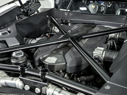 Used 2013 Lamborghini Aventador LP 700-4 AWD/4WD image 17