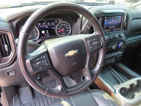 Used 2022 Chevrolet Silverado 3500 High Country w/ Safety Package II AWD/4WD image 17