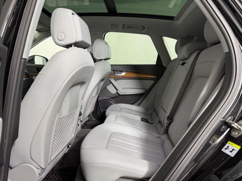 Used 2023 Audi Q5 2.0T Premium Plus w/ Premium Plus Package image 14
