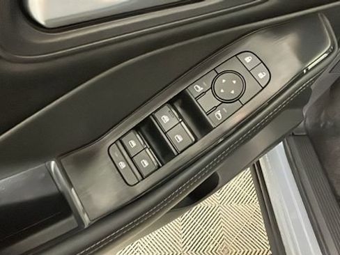 Certified 2026 Nissan Rogue SV w/ Cold Weather Package AWD/4WD image 11