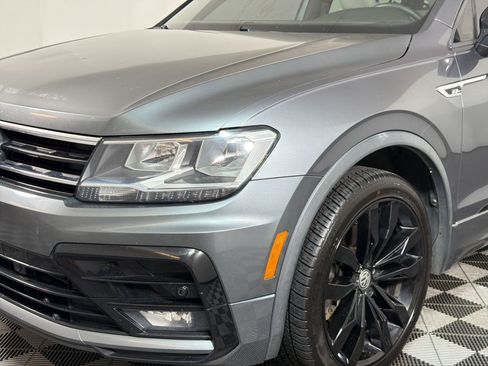 Used 2021 Volkswagen Tiguan SE R-Line FWD image 8