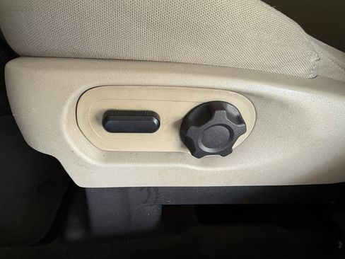 Used 2015 Ford Explorer FWD image 13