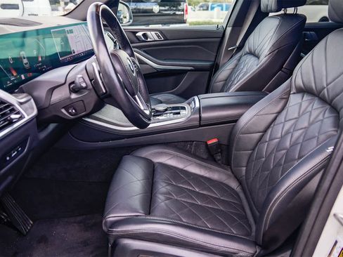 Used 2024 BMW X5 xDrive40i image 19