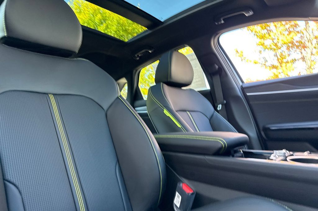New 2026 Kia K5 GT FWD image 17