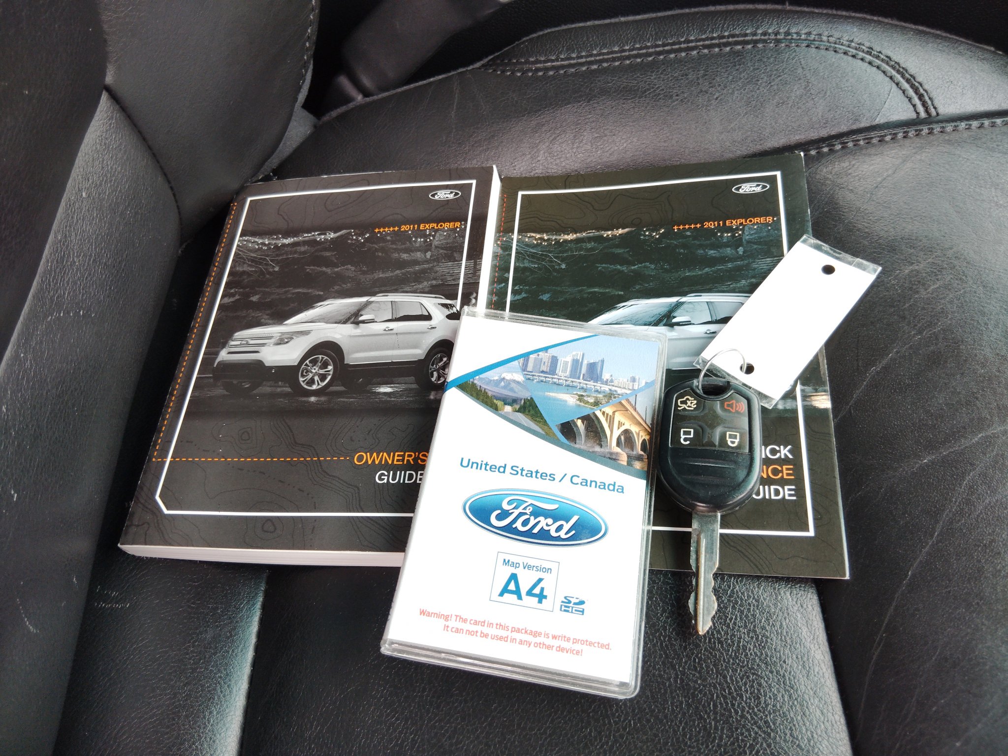 Used 2011 Ford Explorer XLT w/ 202A Rapid Spec Order Code FWD image 32