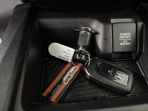 Used 2019 Honda CR-V Touring image 22