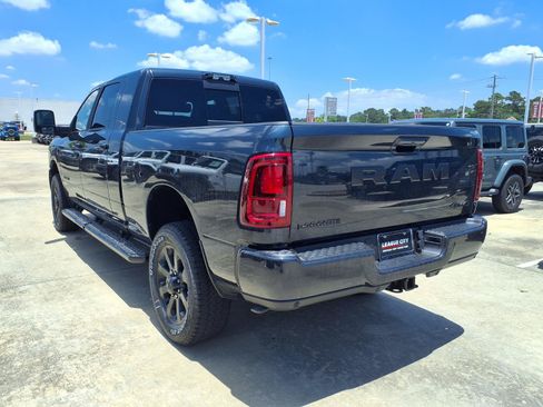 New 2026 RAM 2500 Laramie w/ Night Edition AWD/4WD image 2