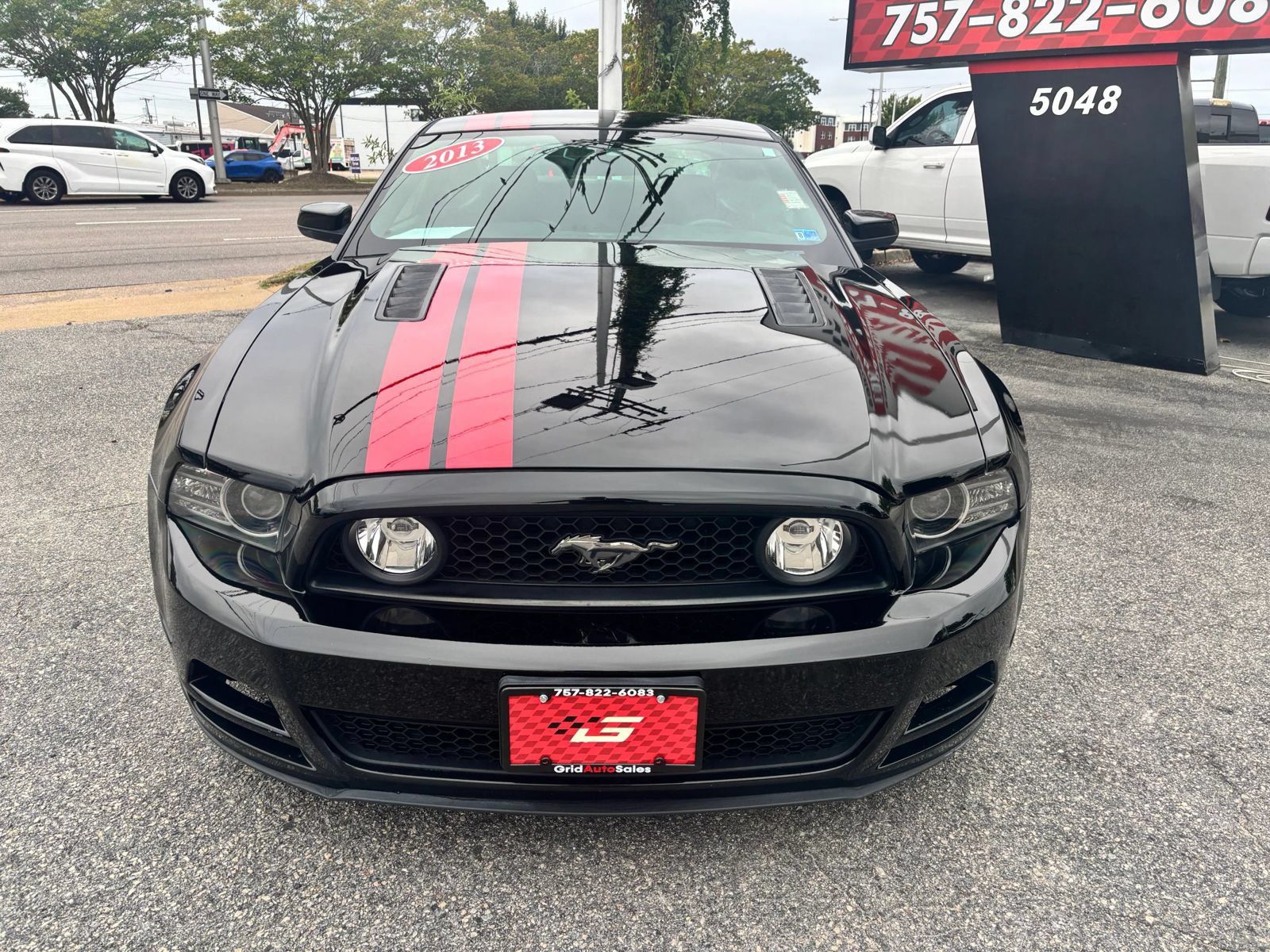 Used 2013 Ford Mustang GT RWD image 8