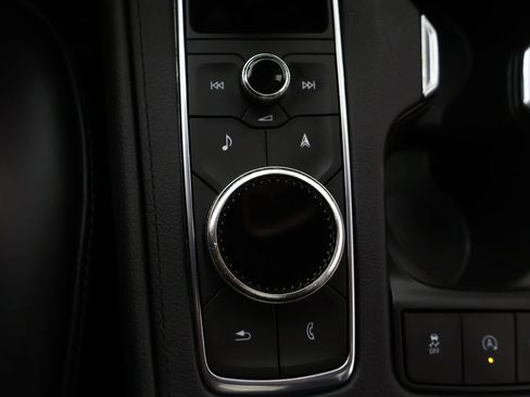 Used 2020 Cadillac XT4 Premium Luxury w/ Cold Weather Package image 57