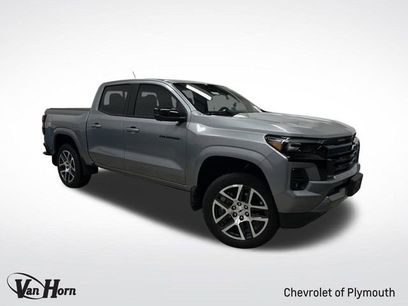 Used 2024 Chevrolet Colorado Z71 w/ Z71 Convenience Package 2