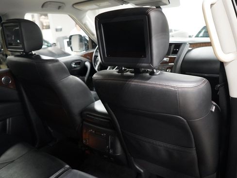 Used 2020 Nissan Armada Platinum RWD image 22