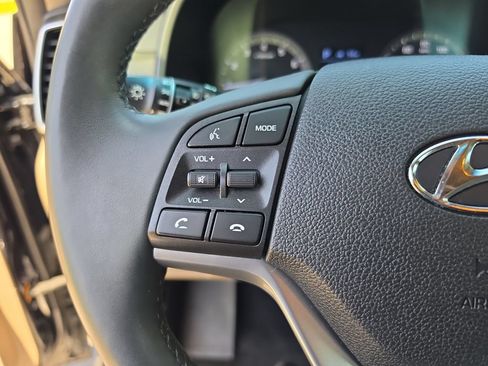 Used 2020 Hyundai Tucson Limited FWD image 21