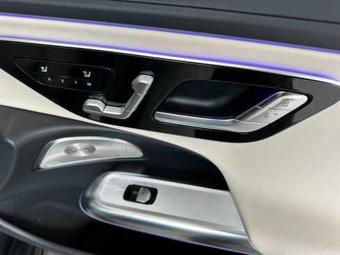 New 2026 Mercedes-Benz E 450 4MATIC Sedan image 19