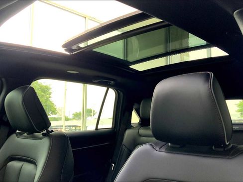 New 2025 Jeep Wagoneer S Limited image 18