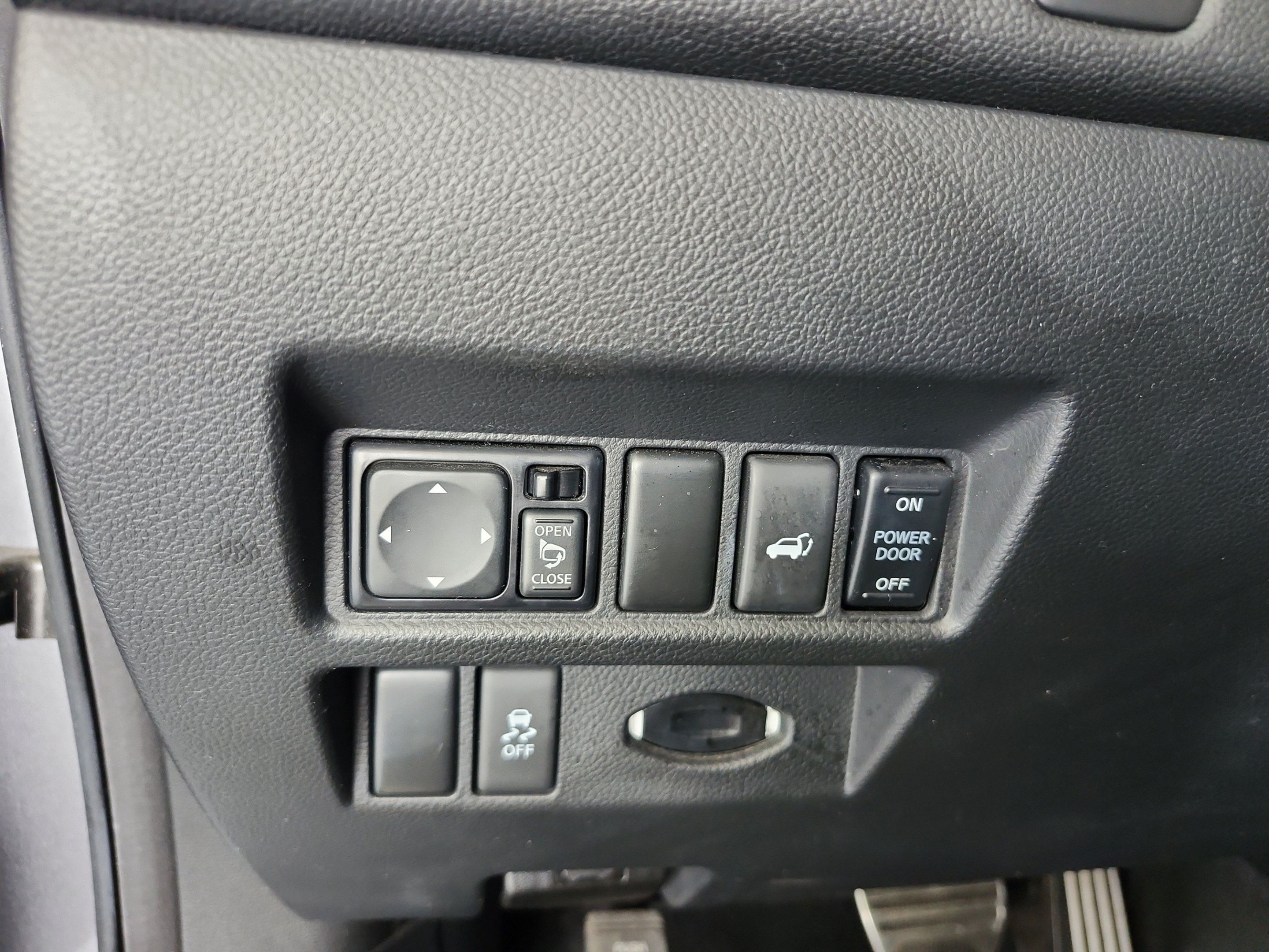 Used 2016 INFINITI QX70 2WD w/ Premium Package image 13