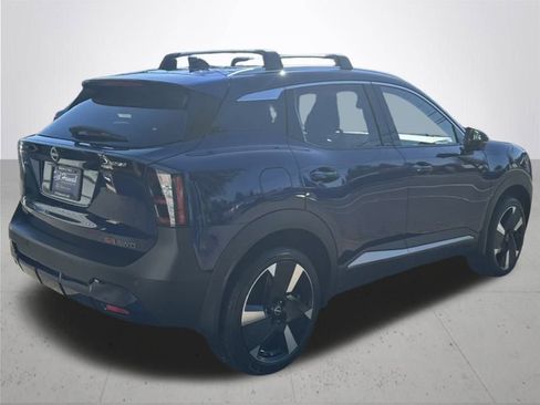 New 2026 Nissan Kicks SR w/ Illumination Package AWD/4WD image 7