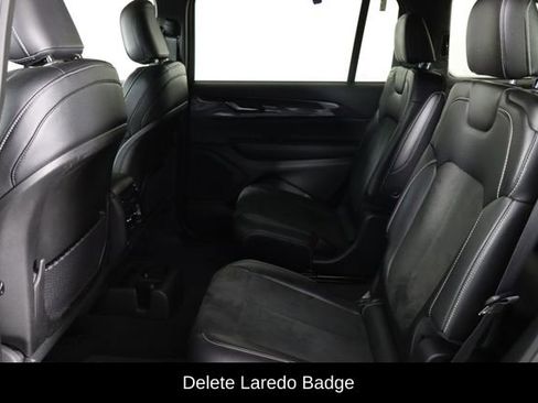 Used 2023 Jeep Grand Cherokee L Laredo AWD/4WD image 17
