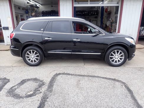 Used 2017 Buick Enclave Convenience FWD image 21