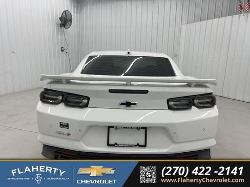 Used 2022 Chevrolet Camaro ZL1 image 4