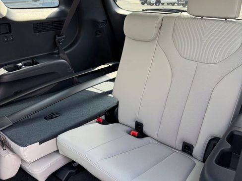 Used 2024 Hyundai Palisade Calligraphy AWD/4WD image 12