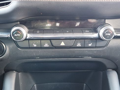 Used 2023 MAZDA MAZDA3 s image 22