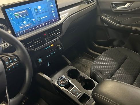 Used 2023 Ford Escape Active w/ Tech Pack #2 image 28
