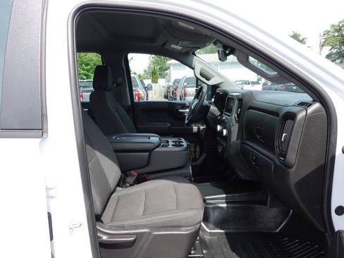 Used 2024 GMC Sierra 1500 Pro w/ Fleet Convenience Package AWD/4WD image 32