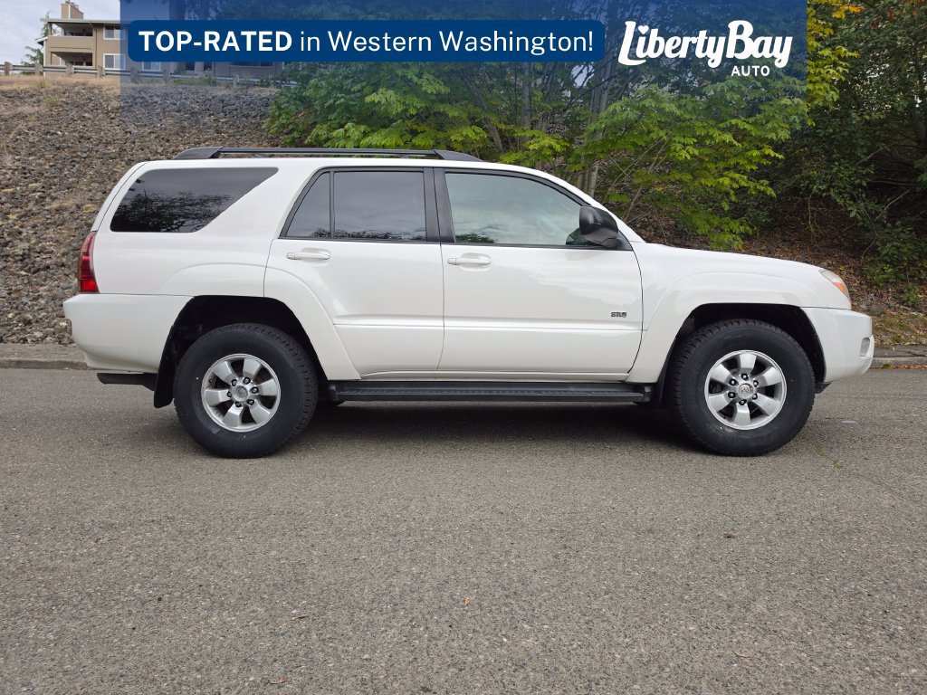 Used 2004 Toyota 4Runner SR5 w/ Preferred Accessory Pkg RWD image 4