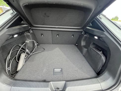 Used 2023 Volkswagen ID.4 Pro AWD/4WD image 26