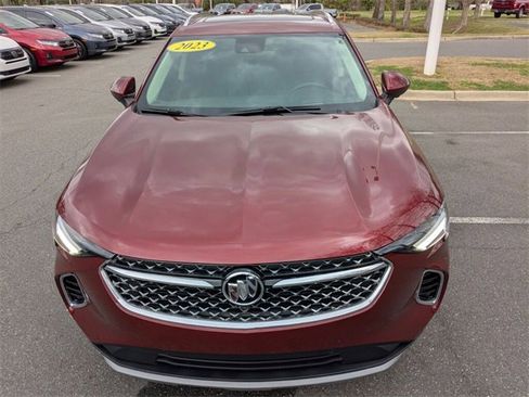 Used 2023 Buick Envision Avenir image 4