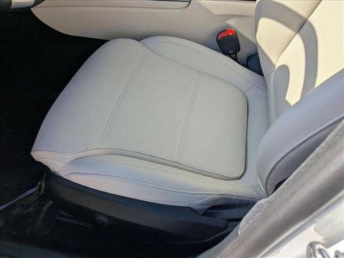 Certified 2025 Mercedes-Benz C 300 4MATIC Sedan image 9