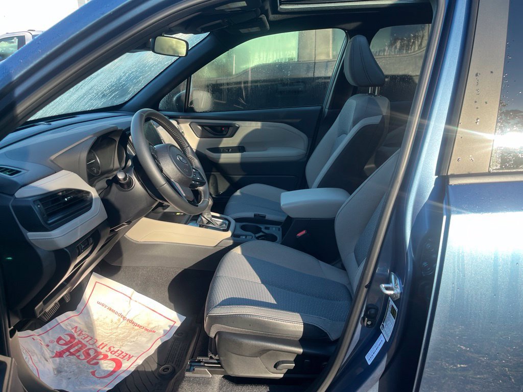 Used 2025 Subaru Forester Premium AWD/4WD image 4