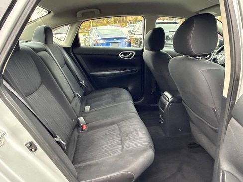 Used 2019 Nissan Sentra SV image 16