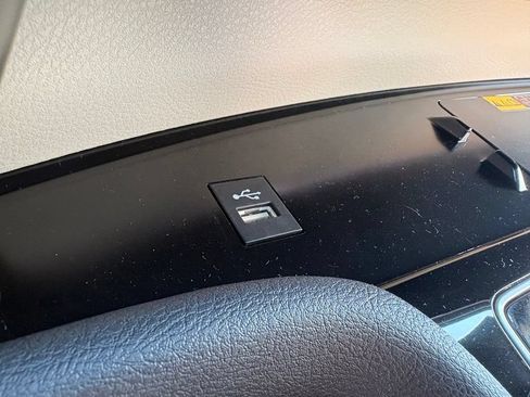 New 2026 Toyota Sienna Platinum AWD/4WD image 24