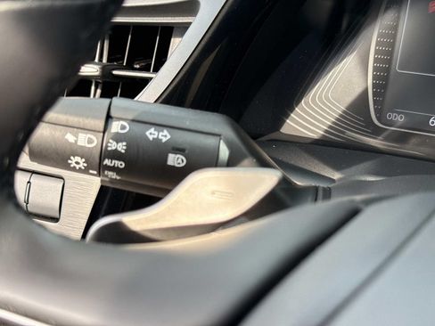 Used 2025 Lexus ES 350 w/ Premium Package FWD image 42