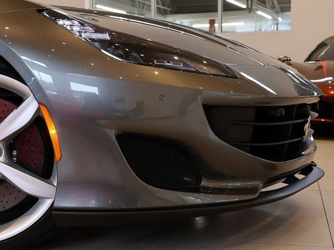 Certified 2019 Ferrari Portofino image 18