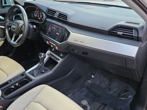 Used 2020 Audi Q3 2.0T Premium w/ Convenience Package image 21