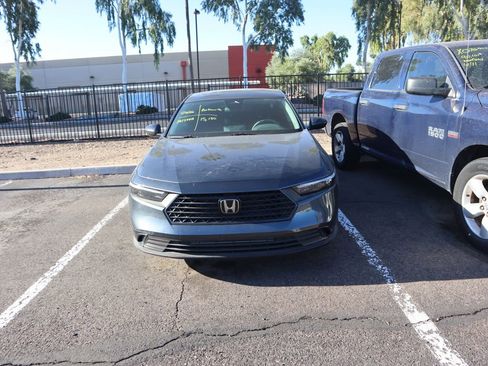 Used 2024 Honda Accord EX image 2
