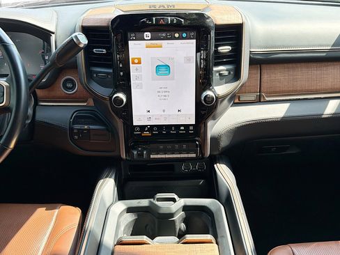 Used 2023 RAM 2500 Limited image 19