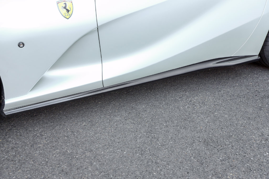 Certified 2018 Ferrari 812 Superfast RWD image 44
