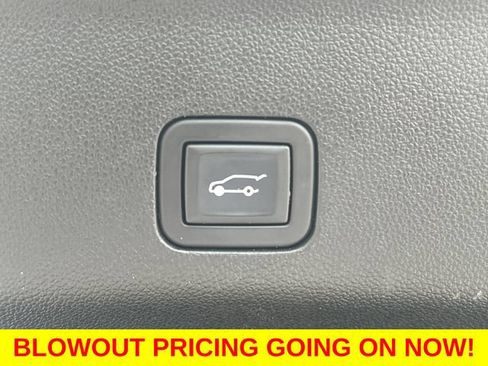 Used 2023 Chevrolet Tahoe RST AWD/4WD image 12